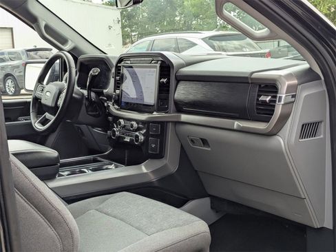 Used 2024 Ford F150 XLT w/ Equipment Group 302A MID image 32