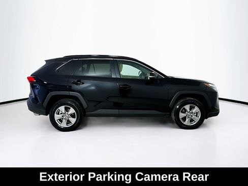 Used 2025 Toyota RAV4 XLE AWD/4WD image 8