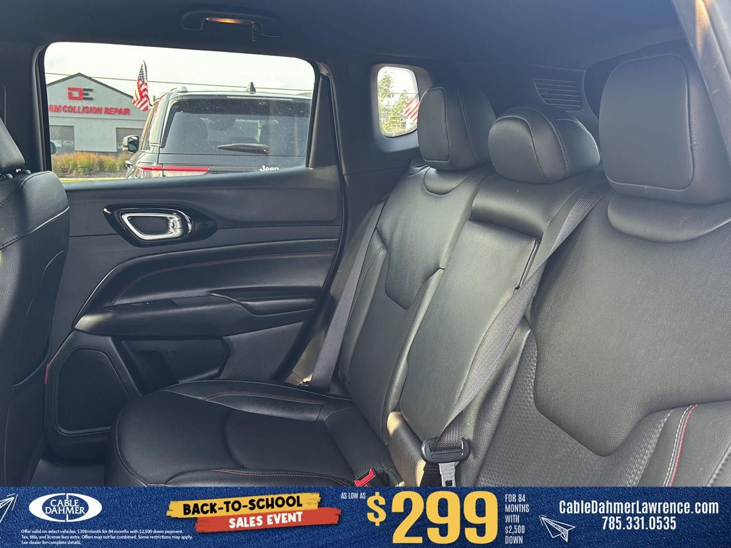 Used 2025 Jeep Compass Trailhawk AWD/4WD image 21