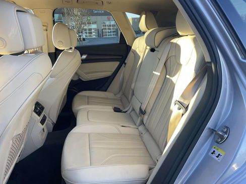 Used 2024 Audi Q5 2.0T Premium Plus image 3