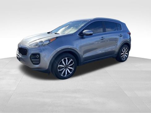 Used 2018 Kia Sportage EX image 4