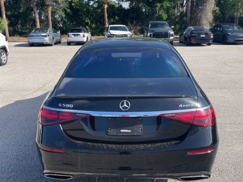 Used 2023 Mercedes-Benz S 580 4MATIC Sedan image 3