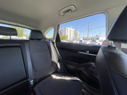 Used 2025 Kia Seltos S image 39