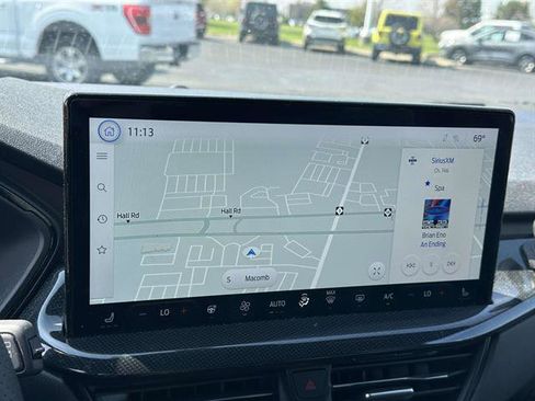 Used 2023 Ford Escape ST-Line w/ Tech Pack #1 image 18