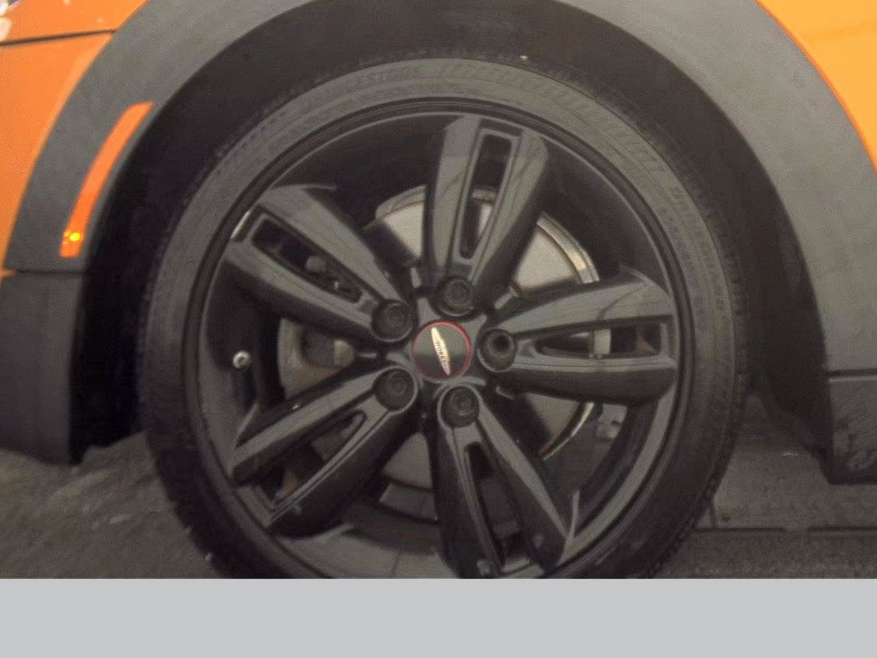 Used 2015 MINI Cooper S FWD image 9