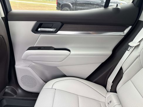 New 2026 GMC Terrain Denali AWD/4WD image 15