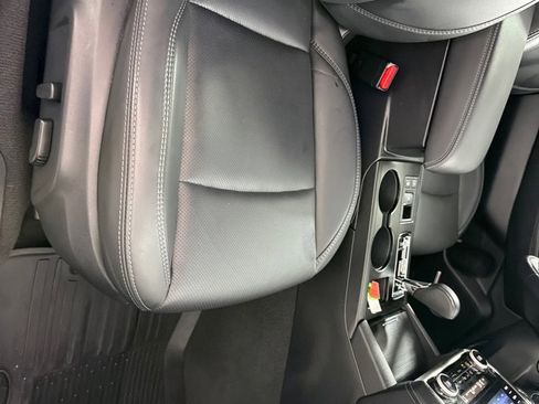 Used 2019 Subaru Outback 2.5i Limited AWD/4WD image 21