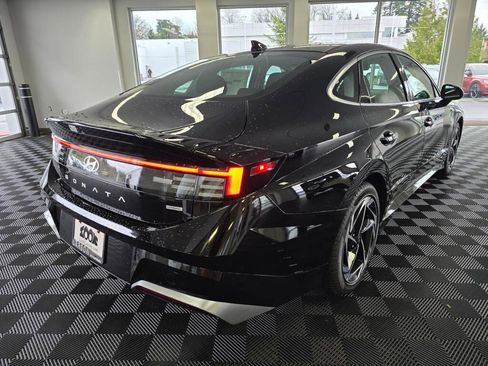 New 2026 Hyundai Sonata SEL image 4