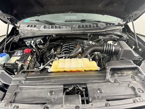 Used 2018 Ford F150 XLT w/ Equipment Group 302A Luxury AWD/4WD image 26