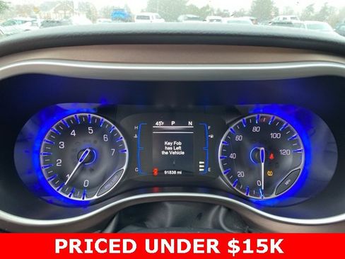 Certified 2017 Chrysler Pacifica Touring-L w/ Tire & Wheel Group image 20