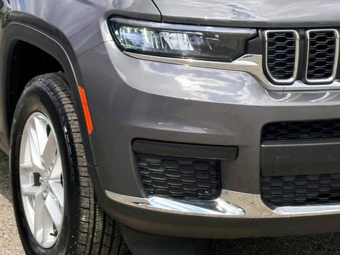 Used 2024 Jeep Grand Cherokee L Laredo w/ Luxury Tech Group I AWD/4WD image 9