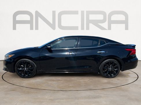 Used 2017 Nissan Maxima SR w/ Midnight Edition image 6