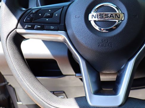Used 2021 Nissan Kicks SV FWD image 52