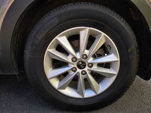 Used 2019 Kia Sorento AWD w/ Option Group 020 image 6