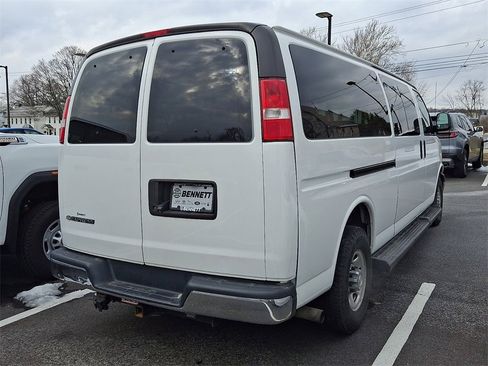 Used 2019 Chevrolet Express 3500 LT w/ LT Preferred Equipment Group image 7
