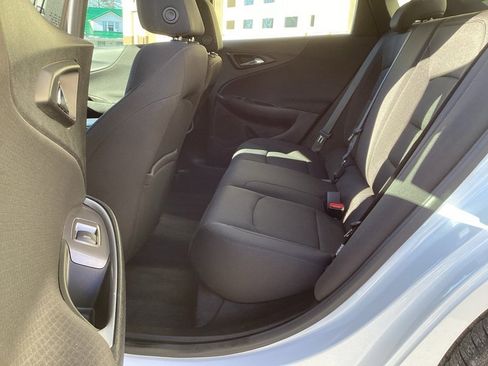 Used 2019 Chevrolet Malibu RS image 17