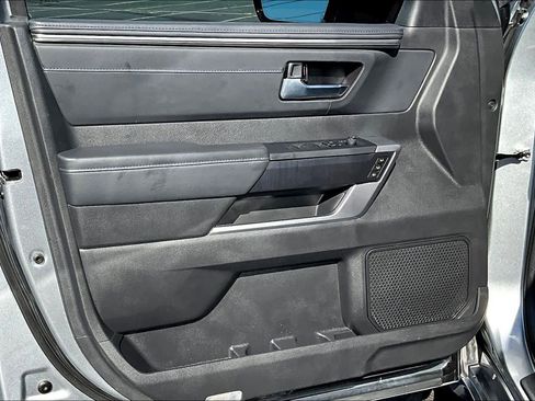 Used 2025 Toyota Tundra Platinum image 21