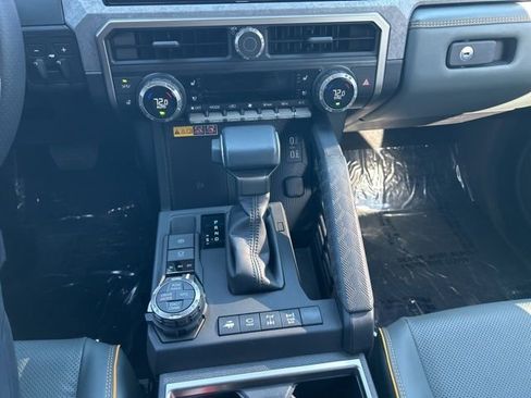 Used 2025 Toyota 4Runner Trailhunter AWD/4WD image 20