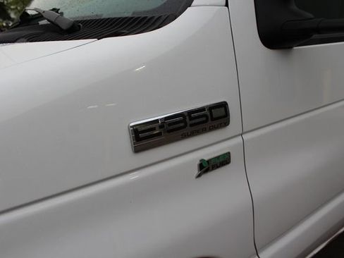 Used 2024 Ford F250 XLT w/ Snow Plow Prep Package AWD/4WD image 10