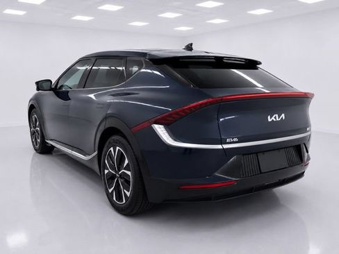 Used 2023 Kia EV6 Wind w/ Wind Technology Package AWD/4WD image 10