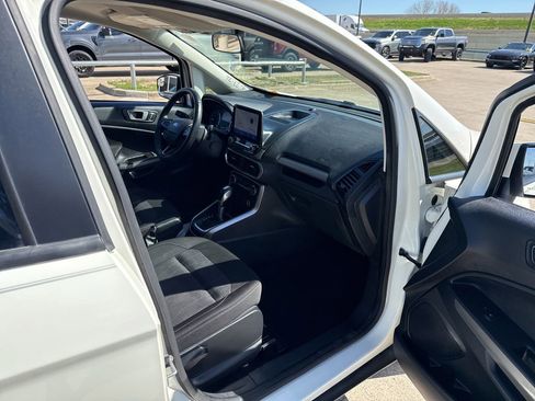 Used 2020 Ford EcoSport SE image 15
