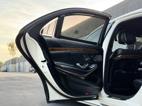 Used 2015 Mercedes-Benz S 63 AMG 4MATIC Sedan image 19