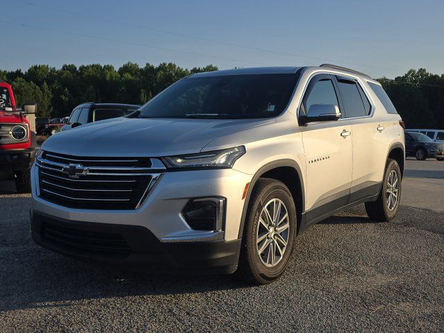 Used 2022 Chevrolet Traverse LT FWD image 2