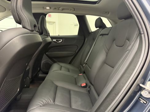 Used 2024 Volvo XC60 B5 Plus AWD/4WD image 23