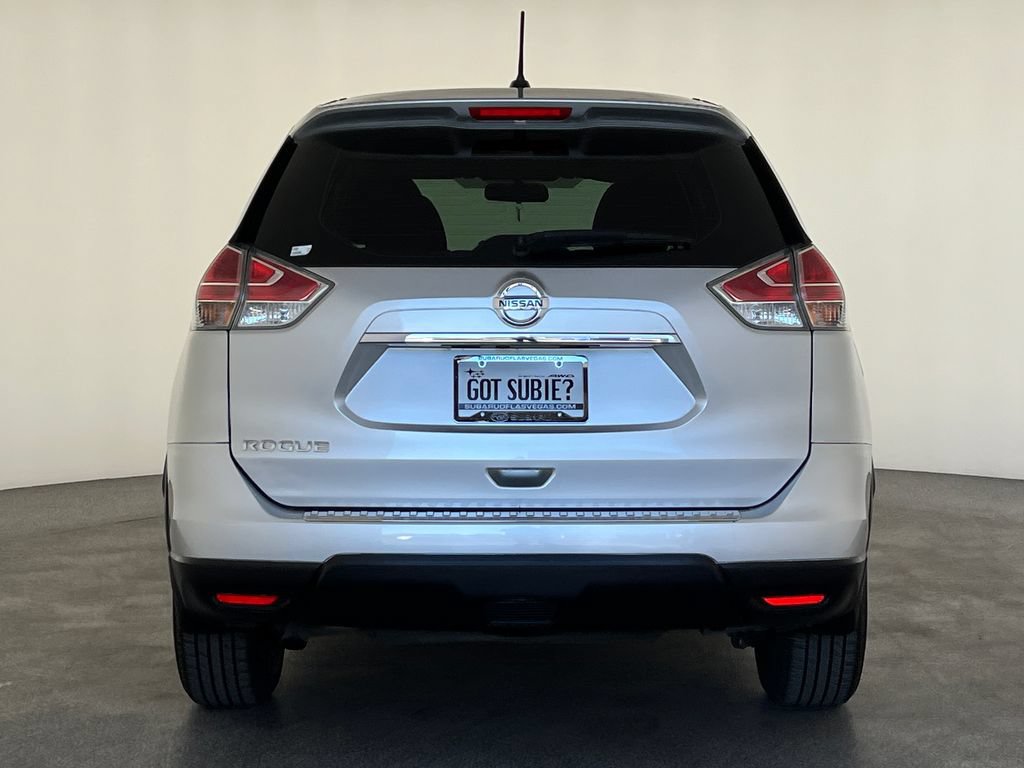Used 2016 Nissan Rogue S FWD image 5