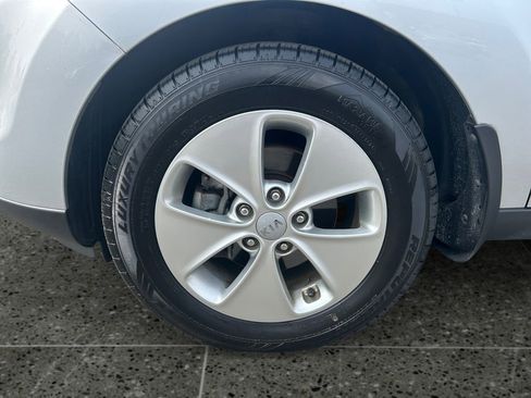 Used 2015 Kia Soul FWD image 4