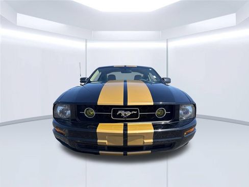 Used 2008 Ford Mustang Premium RWD image 7