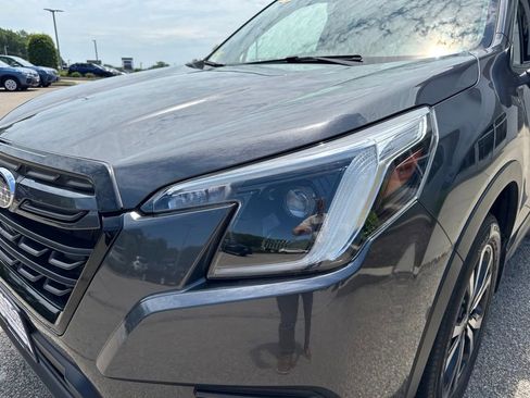 Used 2023 Subaru Forester Limited AWD/4WD image 18