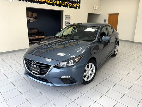 Used 2016 MAZDA MAZDA3 i Sport image 1