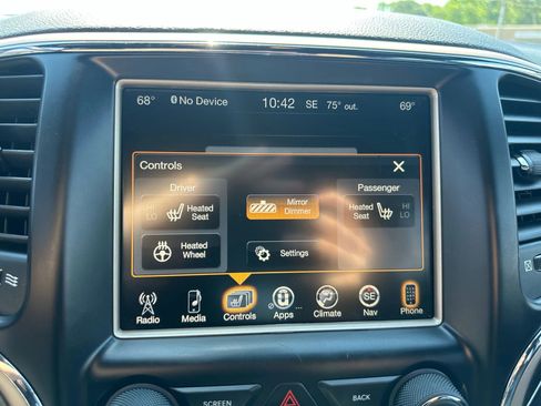 Used 2015 Jeep Grand Cherokee Limited image 29