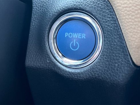 Certified 2022 Toyota RAV4 XLE Premium image 24