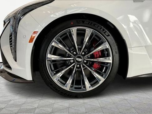 New 2026 Cadillac CT5 V Blackwing w/ Carbon Fiber 2 Package image 11