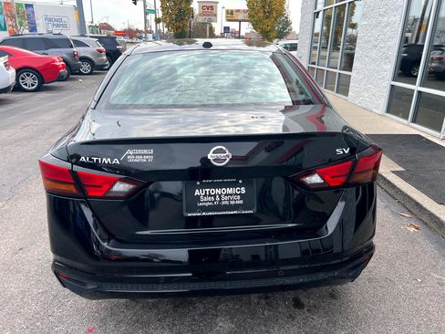 Used 2022 Nissan Altima 2.5 SV image 6