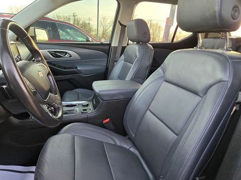 Used 2018 Chevrolet Traverse LT image 25