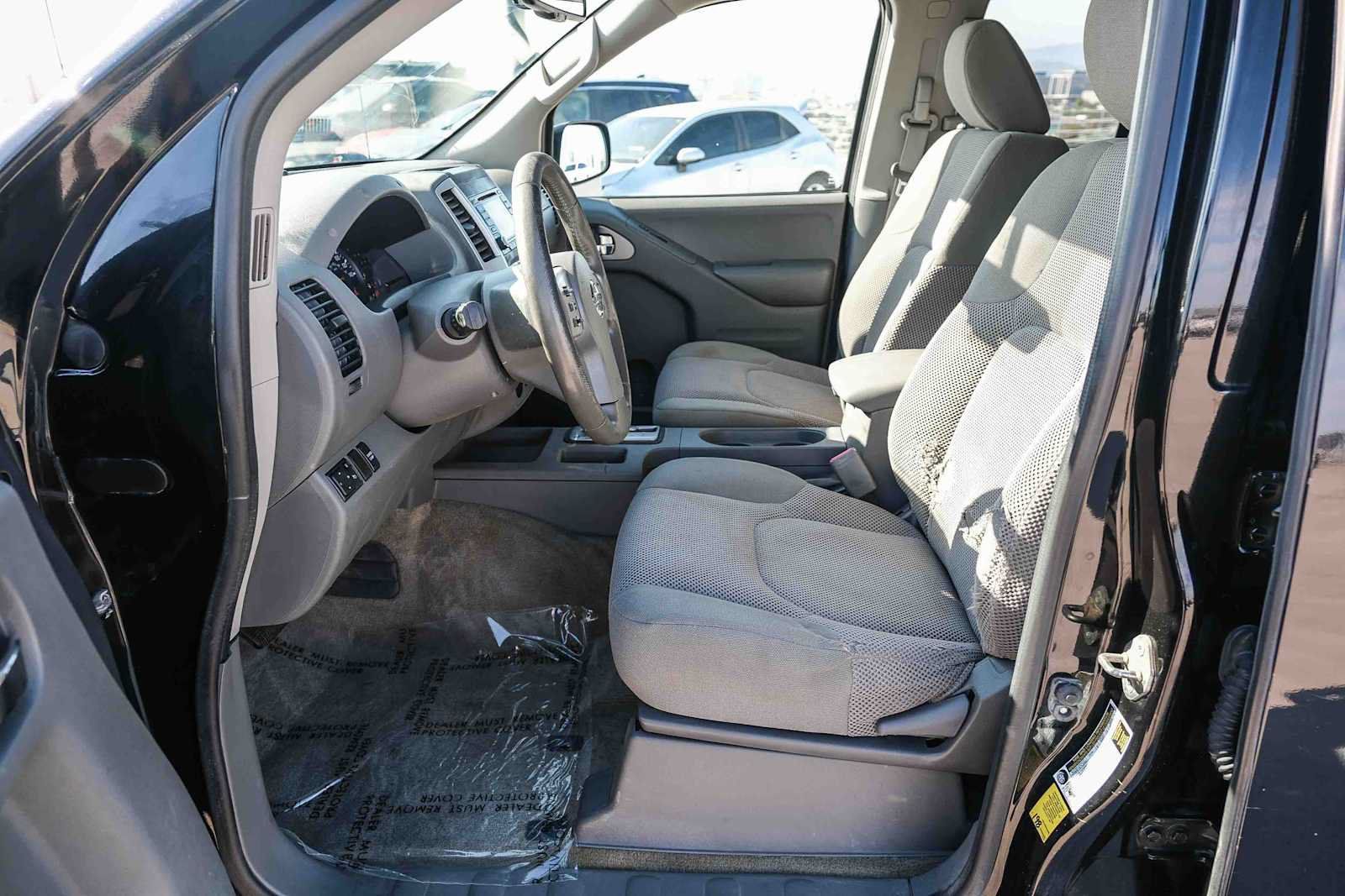 Used 2018 Nissan Frontier SV w/ Value Truck Package RWD image 19