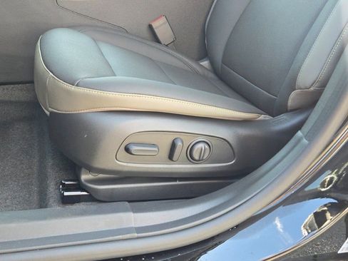 New 2026 Chevrolet Trax ACTIV FWD image 22