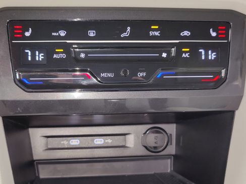 Certified 2023 Volkswagen Tiguan SE AWD/4WD image 17