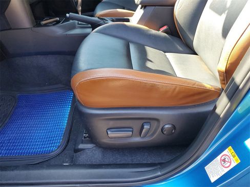 Used 2017 Toyota RAV4 SE image 21