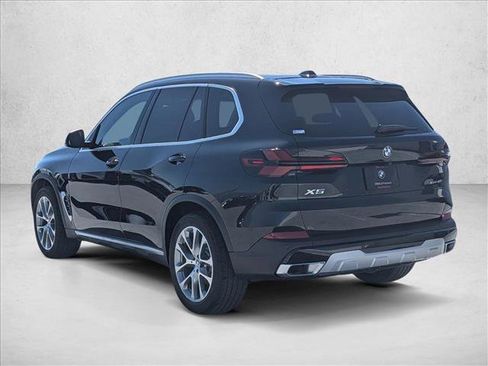 New 2026 BMW X5 xDrive40i w/ Parking Assistance Package AWD/4WD image 9