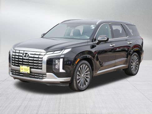 Used 2023 Hyundai Palisade Calligraphy AWD/4WD image 3
