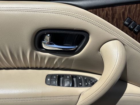 Used 2020 Nissan Armada Platinum w/ Captain's Chairs Package image 16