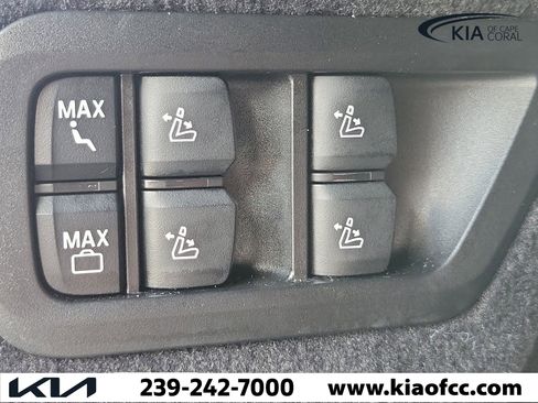Used 2024 BMW ALPINA XB7 AWD/4WD image 12