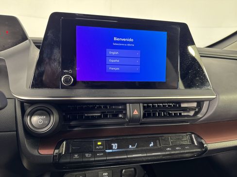 Used 2023 Toyota Prius Prime SE image 21