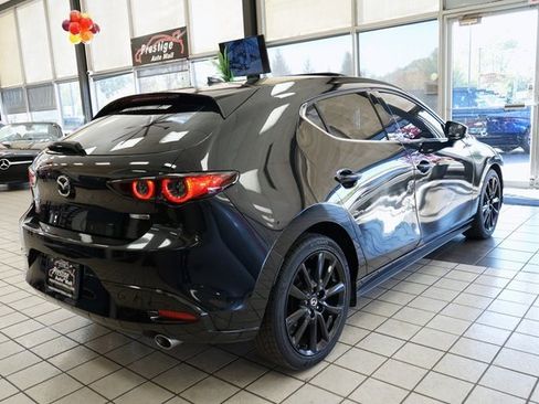 Used 2020 MAZDA MAZDA3 Hatchback w/ Premium Package image 16