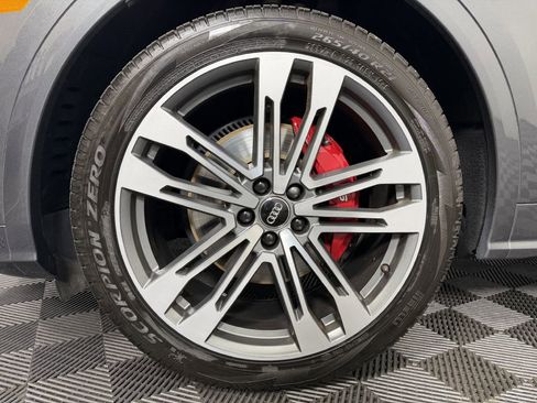 Used 2018 Audi SQ5 Prestige w/ Prestige Package AWD/4WD image 43