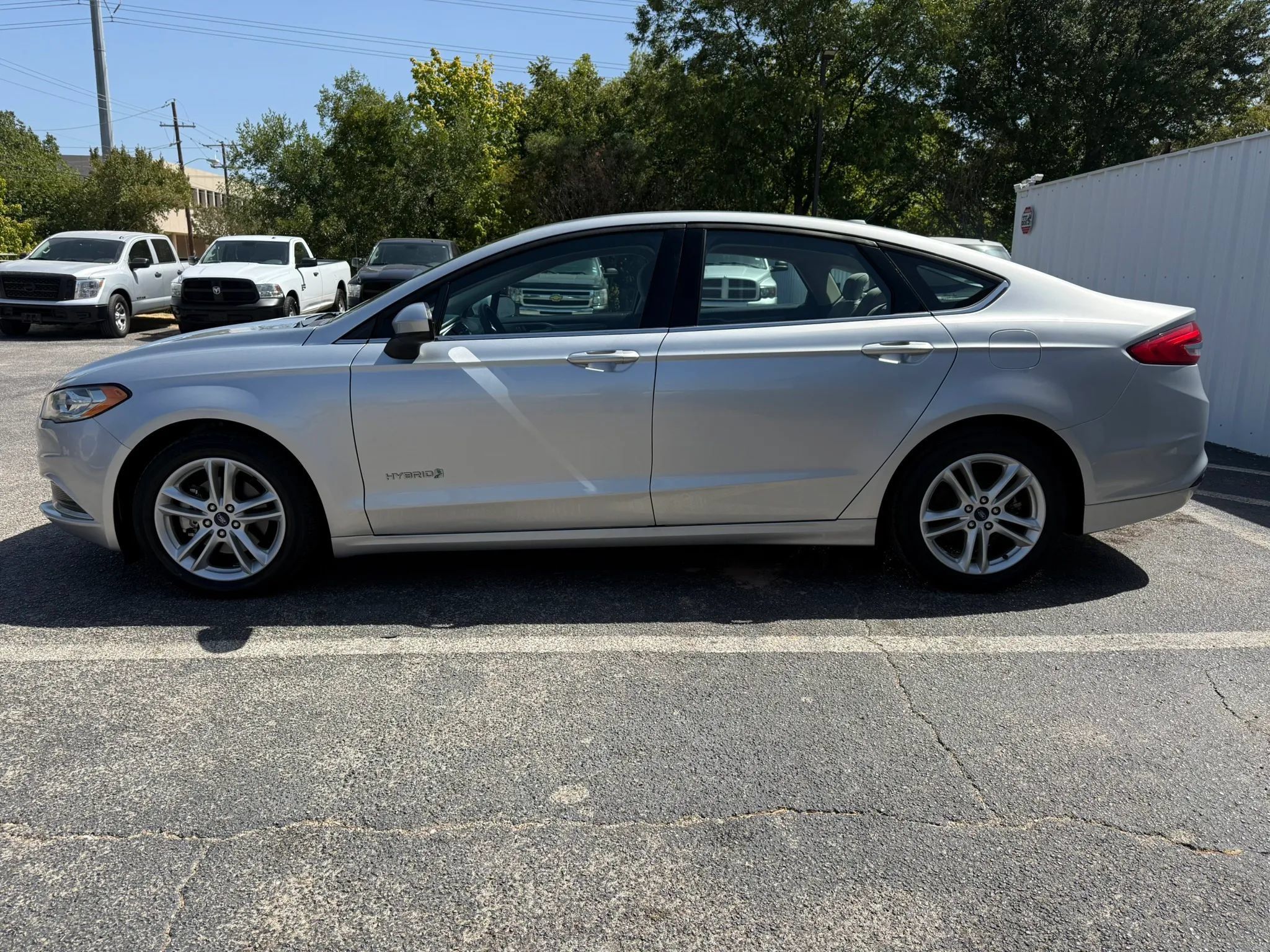 Used 2018 Ford Fusion S FWD image 2